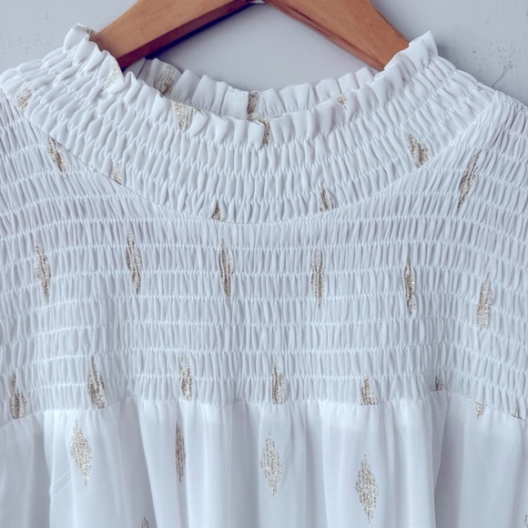 Hem and Thread ivory with gold details blouse - Picture 4 of 11